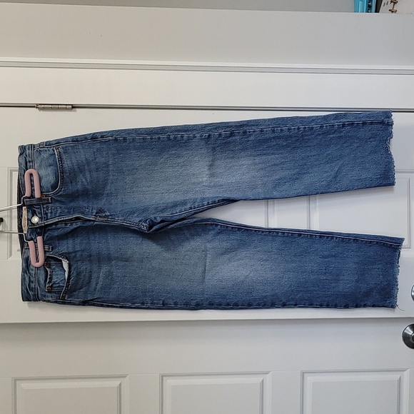 Levi’s-wedgie straight jeans - Picture 5 of 8